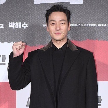 Park Hae Soo Gantikan Park Hae Joon pada Serial 'Money Heist' Korea