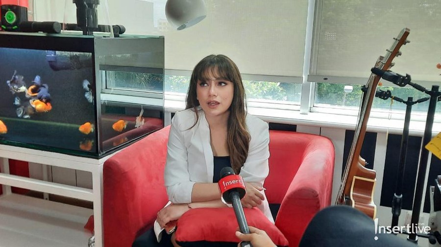 Pernikahan Diambang Perceraian, Celine Evangelista Kembali ke Dunia Hiburan