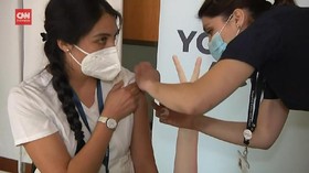 VIDEO: Chile Vaksinasi Lebih Banyak dari Total Kasus Covid-19