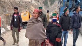 VIDEO: Pencarian Korban Longsor Gletser Himalaya Berlanjut