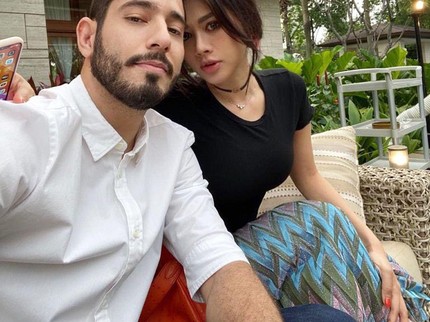 So Sweet! Adinda Bakrie Melahirkan, Suami Ikut Merawat Si Kecil