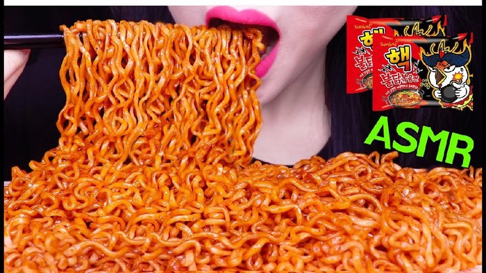 Deretan Makanan Yang Sering Ada Di Video Asmr Eating Deretan Makanan Yang Sering Ada Di Video Asmr Eating