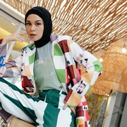 Inspirasi OOTD Mix and Match Blazer ala Tantri Namirah