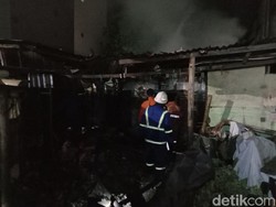 Si Jago Merah Lahap Rumah di Makassar, Seorang Lansia Meninggal