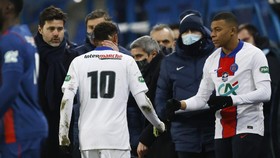 Caen vs PSG: Neymar 6 Kali Ditekel dan Cedera