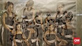 FOTO: Merekam Kehidupan Suku Baduy Lewat Goresan Kanvas Pameran lukisan bertema Suku Baduy karya perupa Jenny Mahastuti, di gedung Perpustakaan Nasional RI, jalan Merdeka Selatan, Jakarta Pusat, Kamis (11/2).