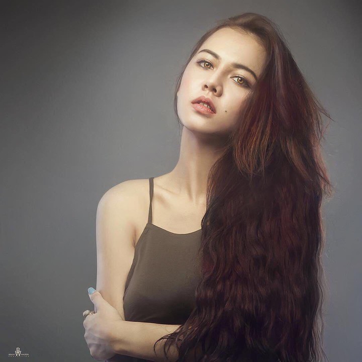 <p>Belum genap setahun menikah, prahara rumah tangga sudah menimpa Ratu Rizky Nabila. Belum lama ini, ia mengaku alami KDRT saat hamil. (Foto: Instagram @raturn)</p>