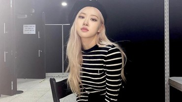 img-title Rose BLACKPINK Bakal Jadi MC Spesial di Variety Show 'My Ugly Duckling'