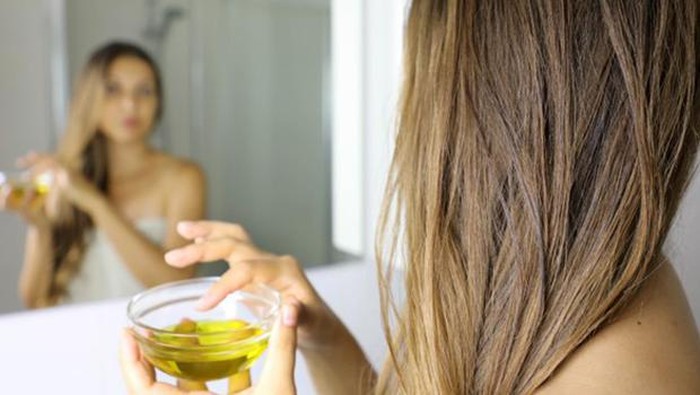 Tak Banyak yang Tahu, Ini 5 Khasiat Minyak Zaitun untuk Rambut Rusak