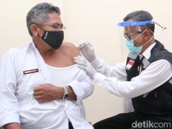 Vaksinasi Nakes Lamongan Ditarget Rampung 5 Hari