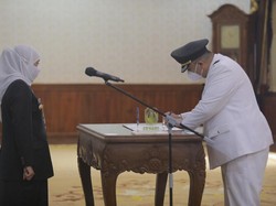 Whisnu Sakti Dilantik Wali Kota, PDIP: Pasti Berikan yang Terbaik untuk Surabaya