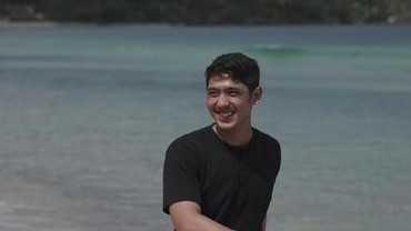 img-title Arya Saloka Isyaratkan Pamit dari Sinetron 'Ikatan Cinta', Fans Meradang