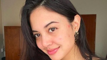img-title Aurelie Moeremans Unggah Video Genit Bikin Denny Sumargo Terombang-ambing