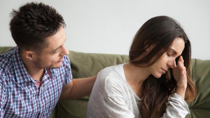 Coba Lakukan Hal Ini Kalau Kamu Menyesal Pacaran dengan Dia