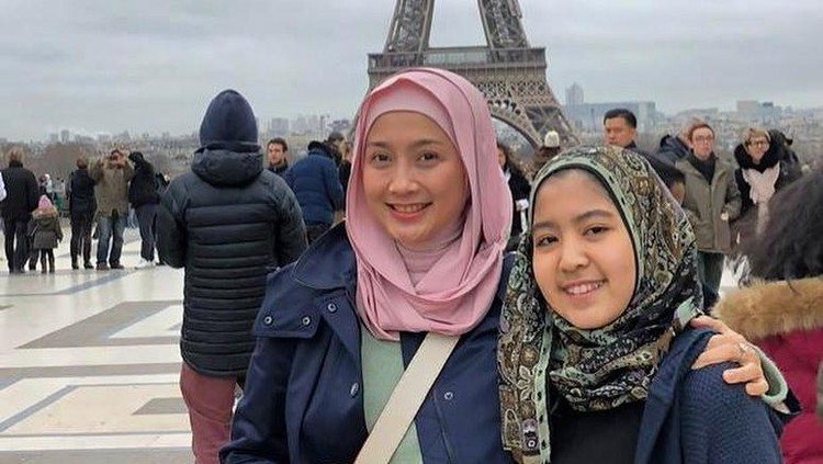 Desy Ratnasari