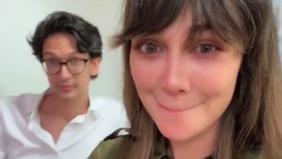 Dimas Beck cium Luna Maya
