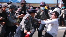 PBB: Ratusan Orang Ditangkap di Kudeta Myanmar
