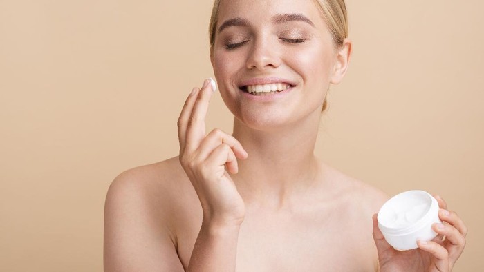 5 Kandungan Skincare untuk Perkuat Skin Barrier