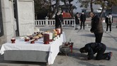 FOTO: Semarak Perayaan Imlek Dunia di Tengah Pandemi Covid-19 Dunia kembali merayakan tahun baru Cina atau imlek di tengah masa pandemi Covid-19 yang belum mereda, ada kebiasaan baru di tengah keramaian suka cita.