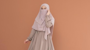 img-title Demi Pria, Orang Tua Minta Influencer Ini Buka Cadar & Perlihatkan Wajah