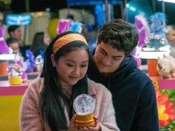 5 Perjalanan Cinta Lara Jean dan Peter di Trilogi To All The Boys