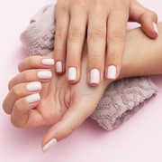 Cepat dan Simpel, Kuku Tetap Cantik dengan Meni Pedi di Rumah!