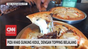 VIDEO: Piza Khas Gunung Kidul, Dengan Topping Belalang