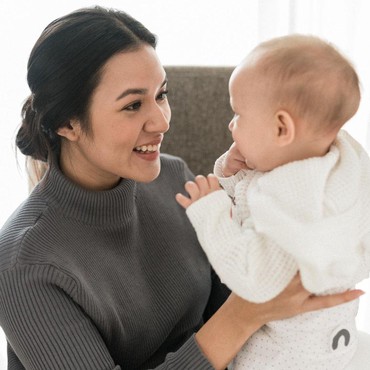 Lirik Lagu Jangan Cepat Berlalu - Raisa