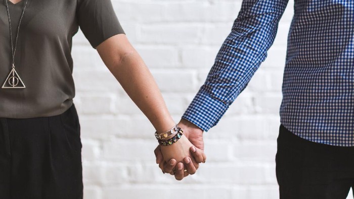 Viral Aisha Wedding, Orang Tua Perlu Tahu Bahaya Pernikahan Dini Bagi Anak