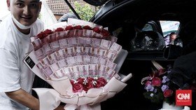 FOTO: Bunga Valentine Sepi Pembeli