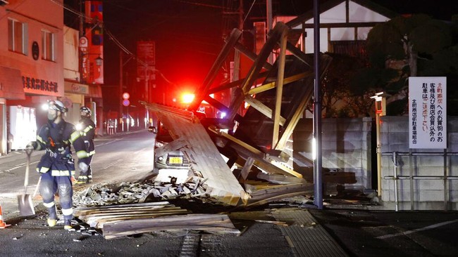 Gempa bumi dengan magnitudo 7,1 guncang Fukushima, Jepang.
