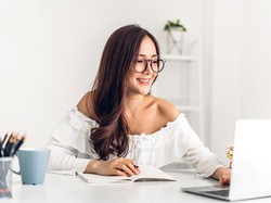 4 Tips Dekorasi biar Nyaman buat WFH