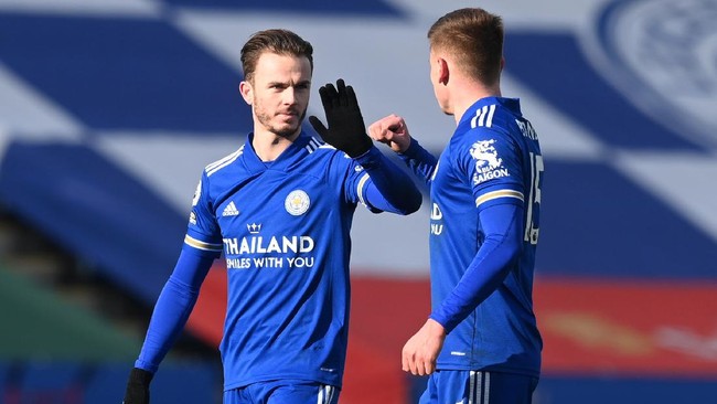 Gelandang Leicester City James Maddison mengejek Liverpool usai mengalahkan juara bertahan 3-1 pada lanjutan Liga Inggris.