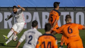 Hasil Liga Spanyol: Madrid Kalahkan Valencia 2-0