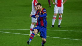 Jadwal 16 Besar Liga Champions Pekan Ini: Barcelona vs PSG