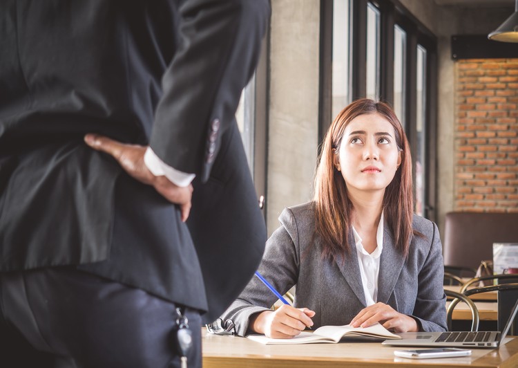 871200498 Aggressive/angry boss complaining asian business woman(casual uniform) in cafe office