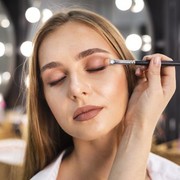 Ciptakan Mata Dramatis dengan Penggunaan Teknik Eyeshadow yang Tepat!