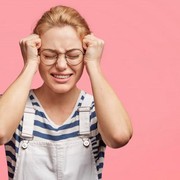 Hati-hati, 5 Tindakan Ini Masuk dalam Jenis Cyberbullying Lho!