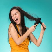 5 Kesalahan Keramas yang Bikin Rambut Rusak dan Kusut