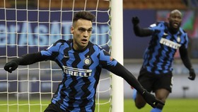 Lautaro Gantikan Messi di Barcelona Musim Depan
