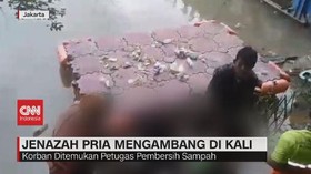 VIDEO: Jenazah Pria Mengambang di Kali, Keluarga Histeris