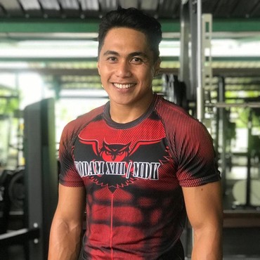 Otot dan Tubuh Makin Kekar, Aprilia Manganang Bikin Pria Iri