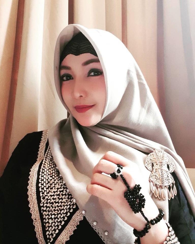 Roro Fitria Roro Fitria