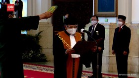 VIDEO: Presiden Jokowi Lantik Wakil Ketua MA