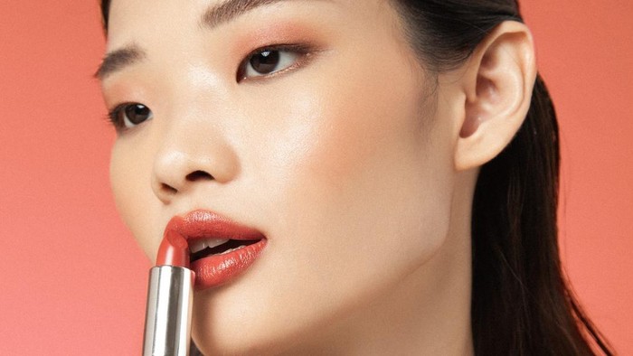 Bibir Lembap dan Cerah, Berikut 4 Rekomendasi Tinted Lip Balm Lokal