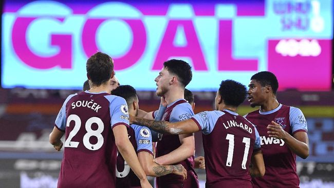West Ham, Kuda Hitam Baru yang Bisa Jegal Man City West Ham United berpotensi memberikan kejutan bagi Manchester City dalam pertandingan di pekan ke-26 Liga Inggris di Stadion Etihad, Sabtu (27/2).