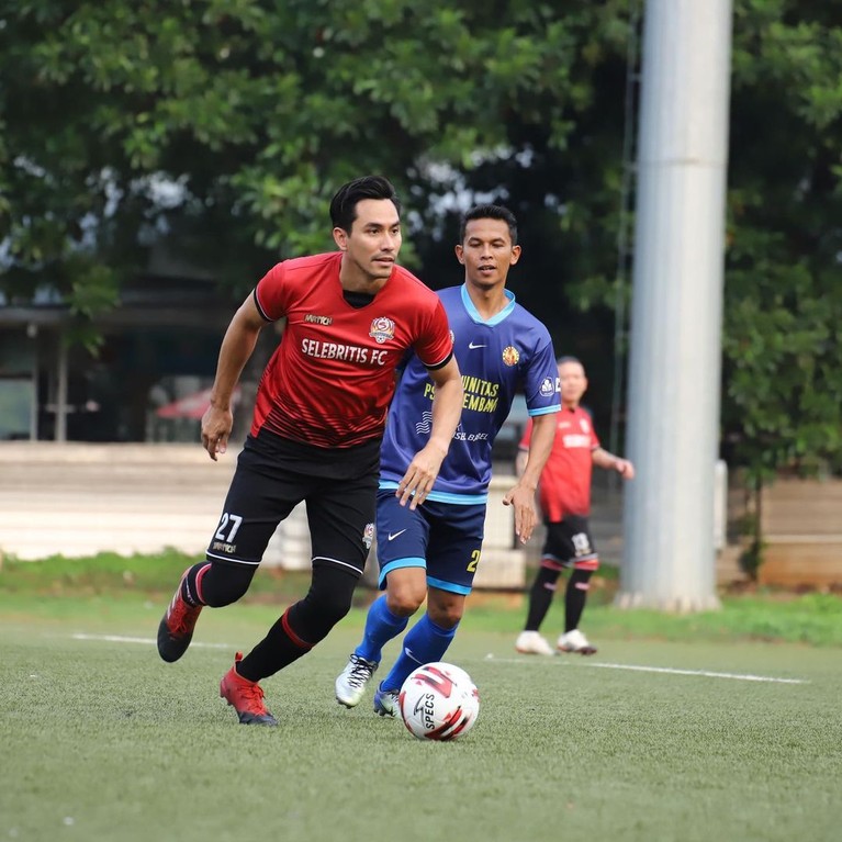 Darius Sinathrya Darius Sinathrya