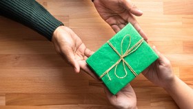 Rekomendasi 25 Hadiah Tahun Baru 2022, Murah tapi Bermakna