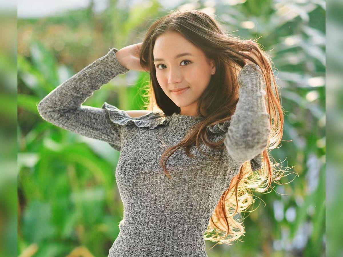 Ular Anyutani sikishmoqda