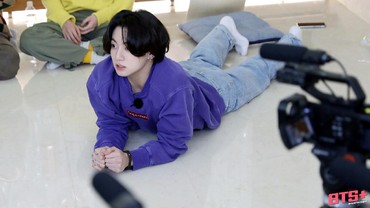 Sudah Jadi Sultan, Jungkook BTS Kekeuh Pakai Tisu Pembersih Gratisan